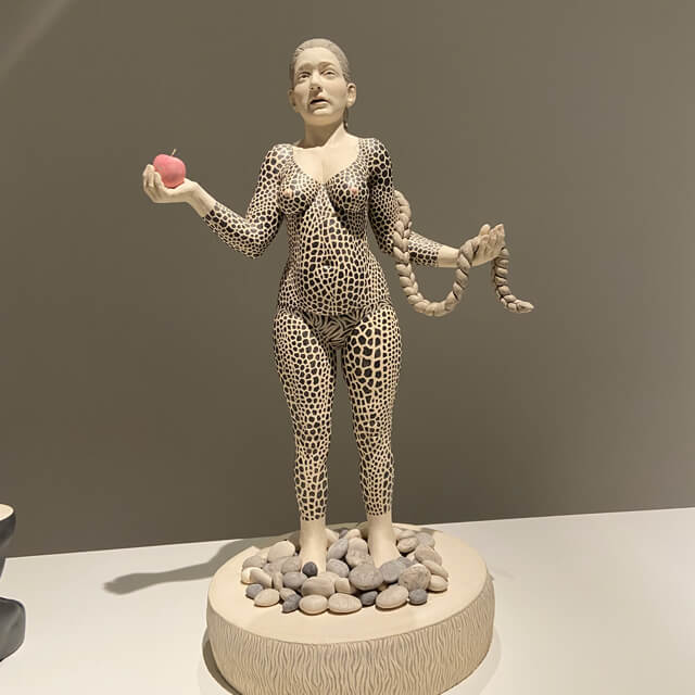 Photograph of Eve's Quandry, a sculpture by Claudia Olds Goldie in the Zillman Art Museum.
