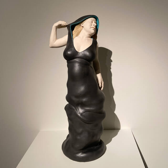 Photograph of Hoodie, a sculpture by Claudia Olds Goldie in the Zillman Art Museum.